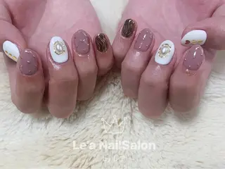 ショート カラー ネイル Le’a NailSalonのネイルデザイン
