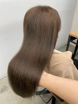 ロング ナガイ アヤのヘアスタイル