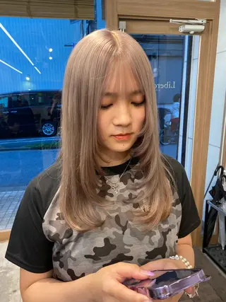 セミロング カラー 🐾Libero🐾 柏　KONOMIのヘアスタイル