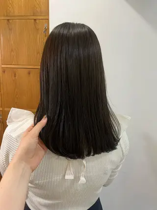 ミディアム カラー riko .のヘアスタイル