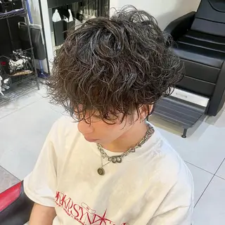 ショート パーマ メンズ メンズヘア特化 崎田 成人のヘアスタイル