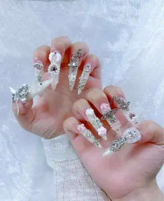 ネイル le luxe nailsのネイルデザイン