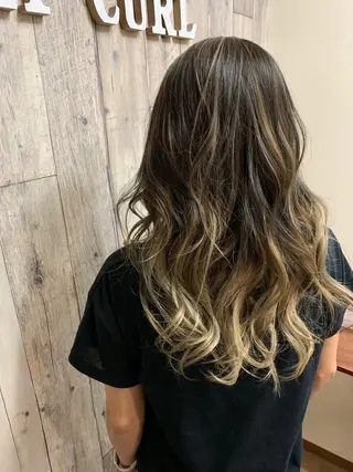 ロング カラー リップカール 神戸のヘアスタイル