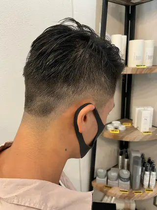 ショート メンズ レイヤー べージュ 白石研太のヘアスタイル