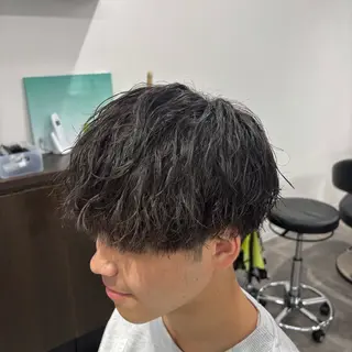 メンズ 🪽直毛男子の救世主 🪽フェザーパーマのヘアスタイル