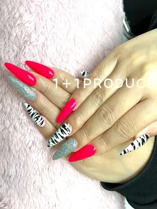 ネイル 1+1 PRODUCEのネイルデザイン