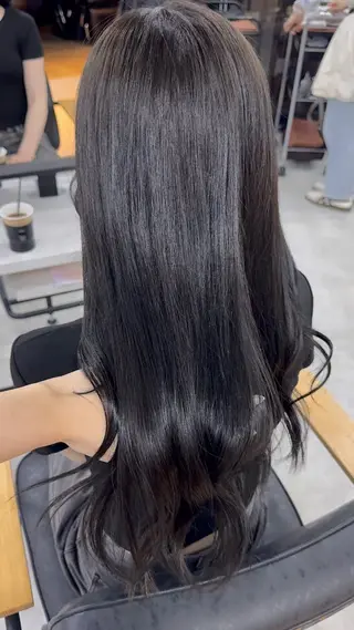 ロング カラー 赤み無し柔らかカラー 【梅田】madokaのヘアスタイル