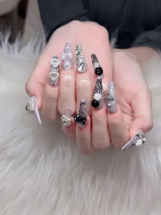 ネイル ANH NAIL ゴテゴテ専門店💎のネイルデザイン