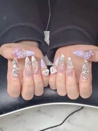 ネイル Lee Nailsのネイルデザイン