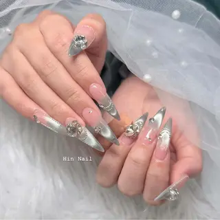 ネイル HIN NAILのネイルデザイン