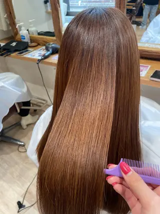 ロング コトミ【メンズ】 【曲がる縮毛矯正】のヘアスタイル