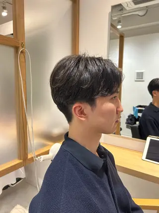 ショート パーマ メンズ 佐藤 嶺のヘアスタイル