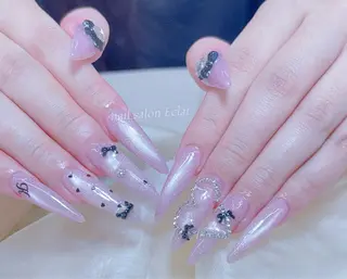 ネイル ネイルサロンエクラ 🫧Shizukaのネイルデザイン