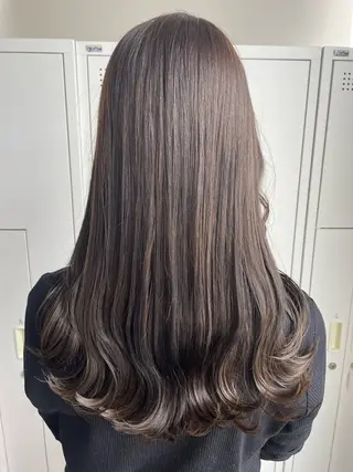 ロング 清友 柚希のヘアスタイル