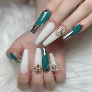 ネイル Nail salon EM（エム）諸星のネイルデザイン