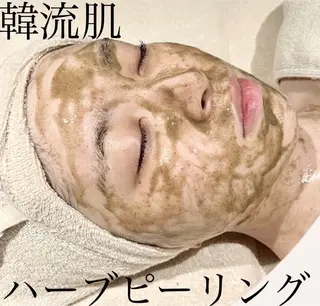 垢抜け美眉wax 肌質改善🤍Neneの眉毛・アイブロウイメージ