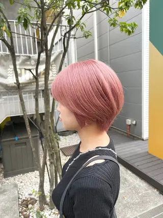 ショート カラー 🫧艶ダブルカラー ブリーチ🫧トモヤのヘアスタイル