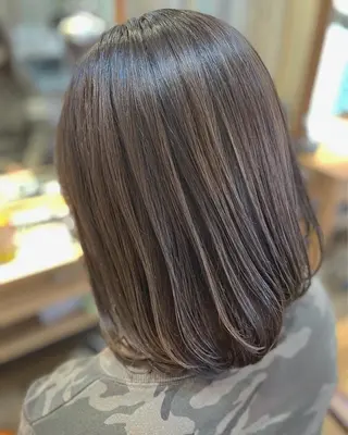 セミロング カラー 佐藤 美幸のヘアスタイル
