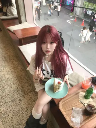 ロング カラー 透明感うる艶カラー 🤍MANAMIのヘアスタイル