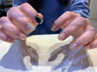 ネイル マキノ ユイのネイルデザイン