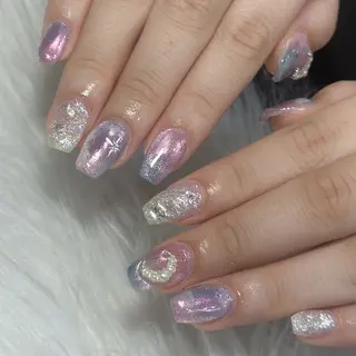 ネイル LAVISH nanamiのネイルデザイン