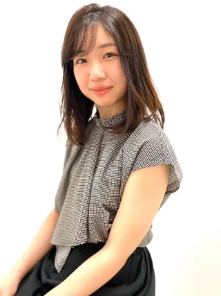 セミロング OJIMA YUKAのヘアスタイル