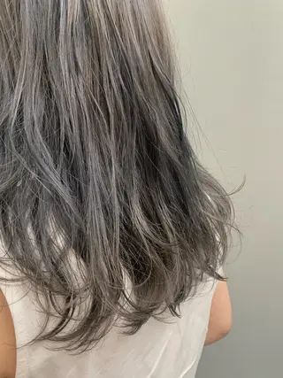 ロング カラー 明治神宮前 NANAMIのヘアスタイル