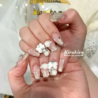 ネイル Blanche Ayaのネイルデザイン