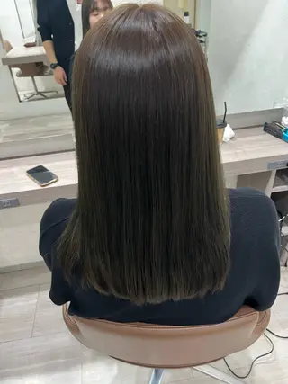 セミロング カラー 縮毛矯正 特化生田のヘアスタイル