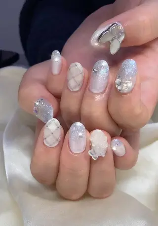 ネイル マツエク・マツパ アイブロウ Nail&eye Belire 新宿のネイルデザイン