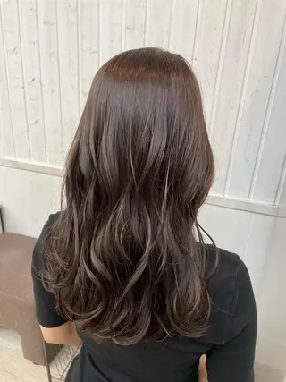 ロング カラー パーマ newi saLyu ネウィ サリューのヘアスタイル