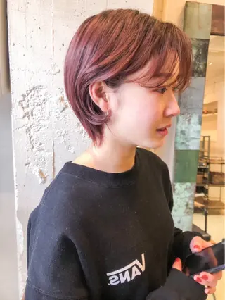 ショート カラー 三浦 ふたばのヘアスタイル