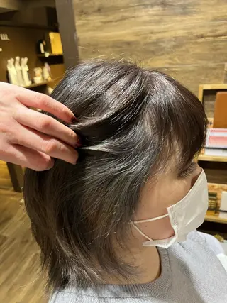カラー 箕面駅徒歩7分カプロ 三好美鈴のヘアスタイル