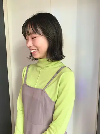 ミディアム カラー SAKINO. ベージュカラーのヘアスタイル