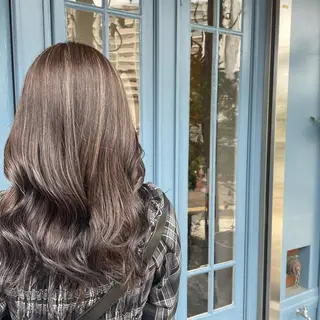セミロング 齋藤 樹里のヘアスタイル