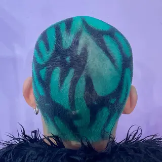 ショート カラー メンズ 👽KINA👽 派手髪🦖💖✨のヘアスタイル