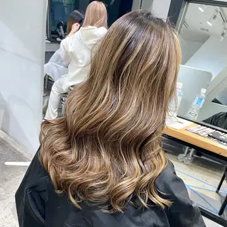 ロング カラー パーマ ヘアアレンジ メンズ キッズ ネイル マツエク・マツパ 🧸ハイトーン🧸 ゆっきー🧸のヘアスタイル