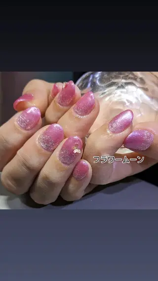 ネイル フラワー ムーンのネイルデザイン