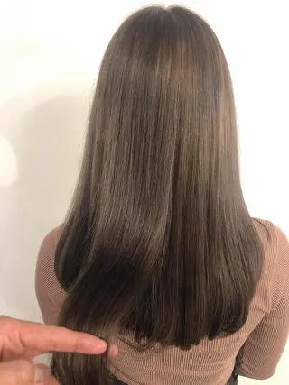 ロング カラー h a k u 大倉 卓人のヘアスタイル