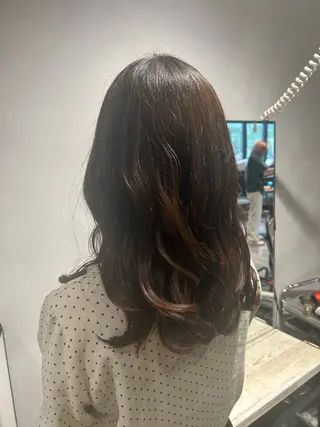 セミロング カラー IT by ALBUM立川のヘアスタイル