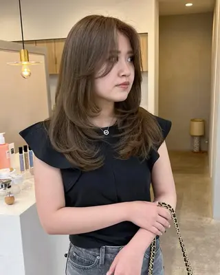 ロング カラー 暖色カラー/透明感 ベージュ/結羽🌼のヘアスタイル