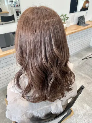 セミロング カラー 【safric】 NAOのヘアスタイル