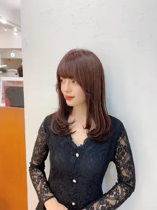セミロング ショート/レイヤー カット/服部タカノリのヘアスタイル