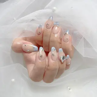 ショート ビン アンのネイルデザイン