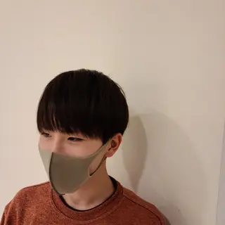 ショート カラー 中井 啓悟のヘアスタイル