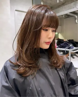 セミロング カラー ワンカールで盛れる レイヤー🎀Macoのヘアスタイル