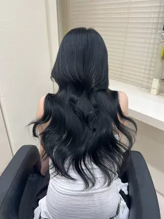 ロング カラー ヘアアレンジ 韓国レイヤー＆ピンク 艶髪🩶maikoのヘアスタイル