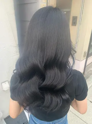 ロング カラー SEAM アキホのヘアスタイル
