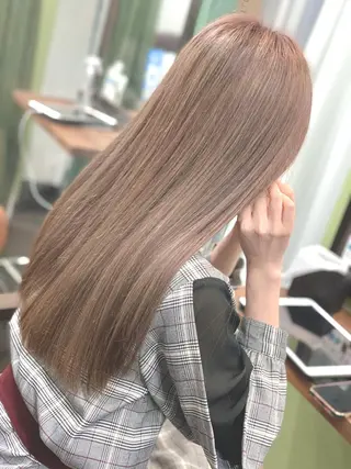 セミロング ブリーチ毛に縮毛矯正 ✨カラー✨山田 正幸のヘアスタイル