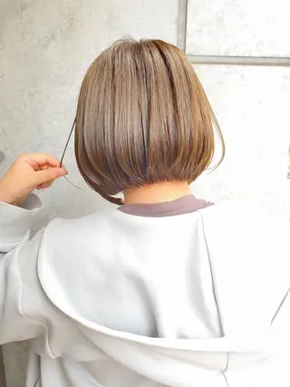 ショート カラー 癖毛救済✂️ボブ /髪質改善ストレートのヘアスタイル